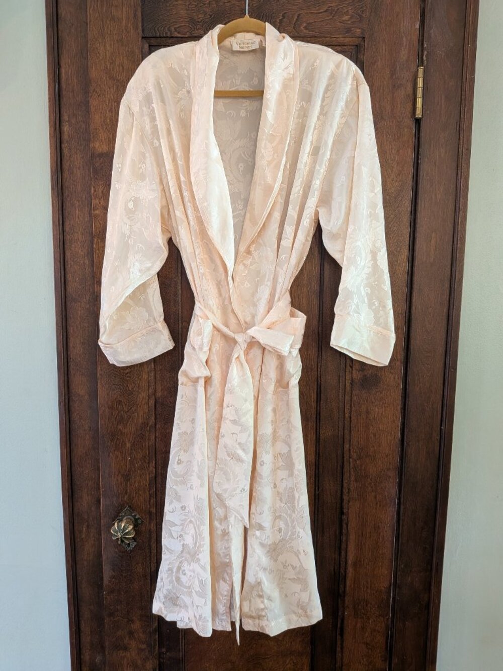 Vintage Victoria's Secret Gold Label 90s Champagne Ivory Floral Lingerie Robe
